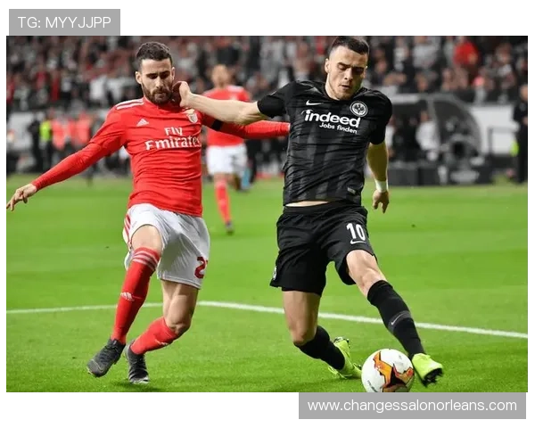 德甲法兰克福点球英雄近期表现稳健 德甲法兰克福点球英雄近期表现稳健